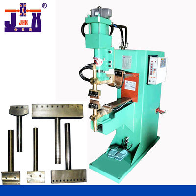 ردیف تجهیزات جوشکاری نقطه ای با مقاومت بالا 150KVA برای گل میخ